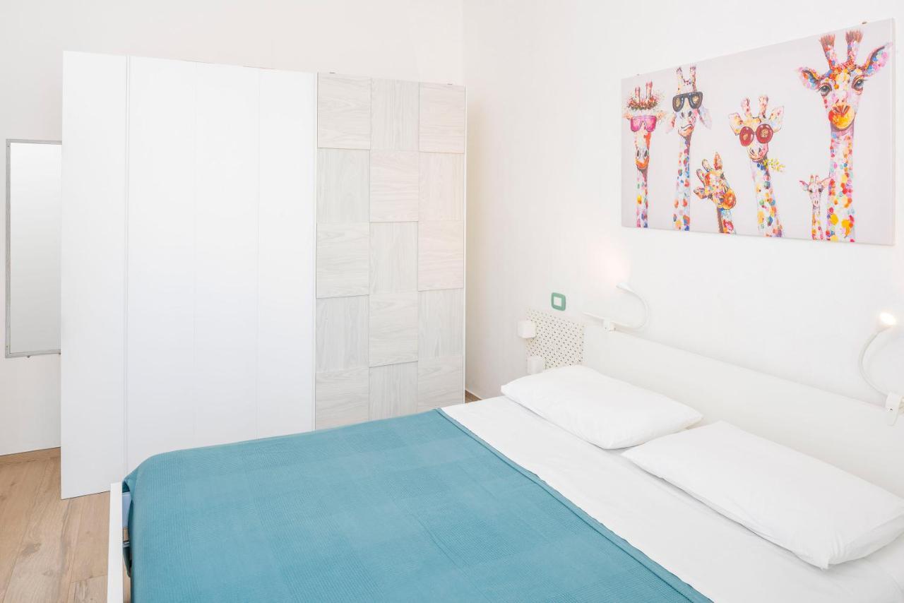 Villa Rosetta & Romeo Family Apartment Костермано Екстер'єр фото